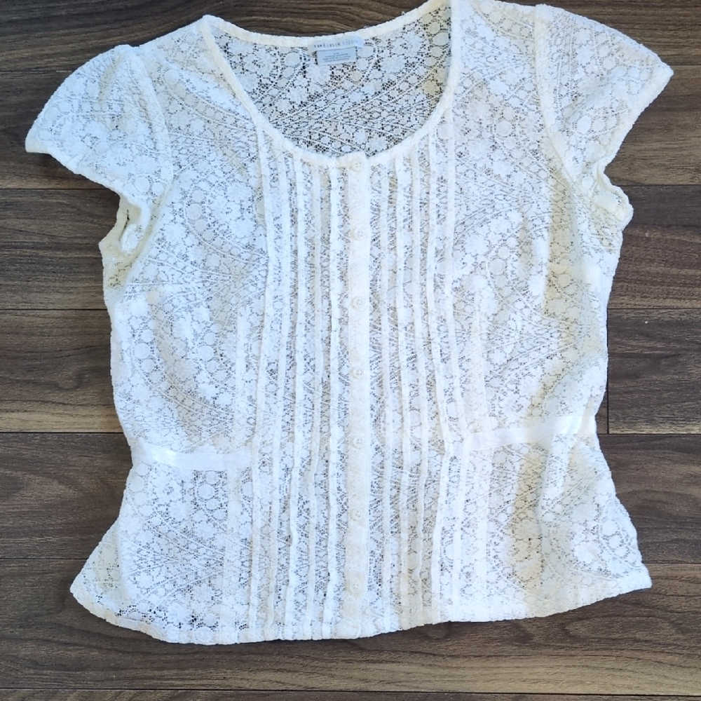 Elegant White Lace Top